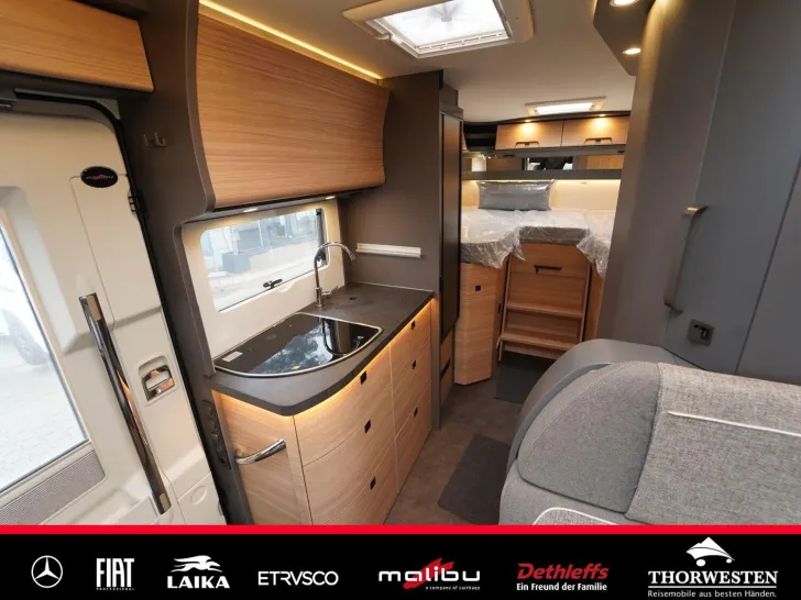Fahrzeugbild Malibu T 430 KB LE lightweight MB DISTRONIC chiaro #16