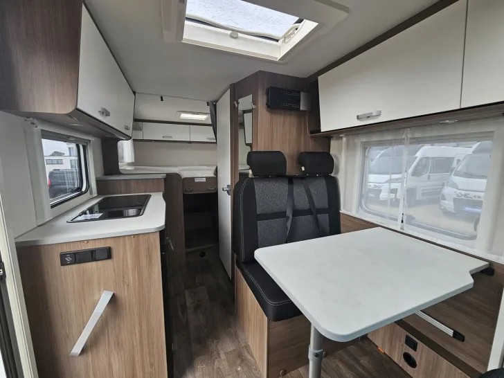 Fahrzeugbild Carado V 337 pro+ Paket|LEDSW|Combi6E|Elekt.-Handbremse #18