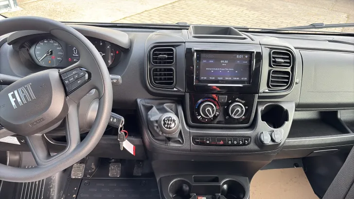 Fahrerhaus Weinsberg CaraBus GREY 600 MQ Sofort verfügbar