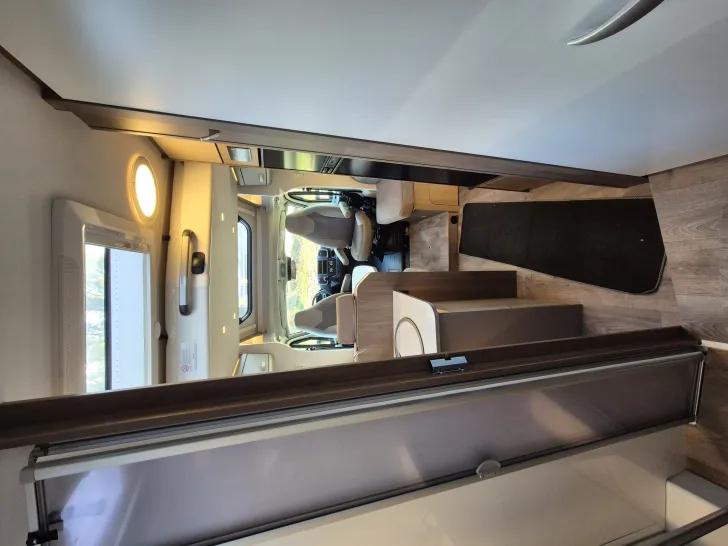 Fahrzeugbild Carado T447 pro+ *Safety-Paket*Hubbett*Holzrost* #31