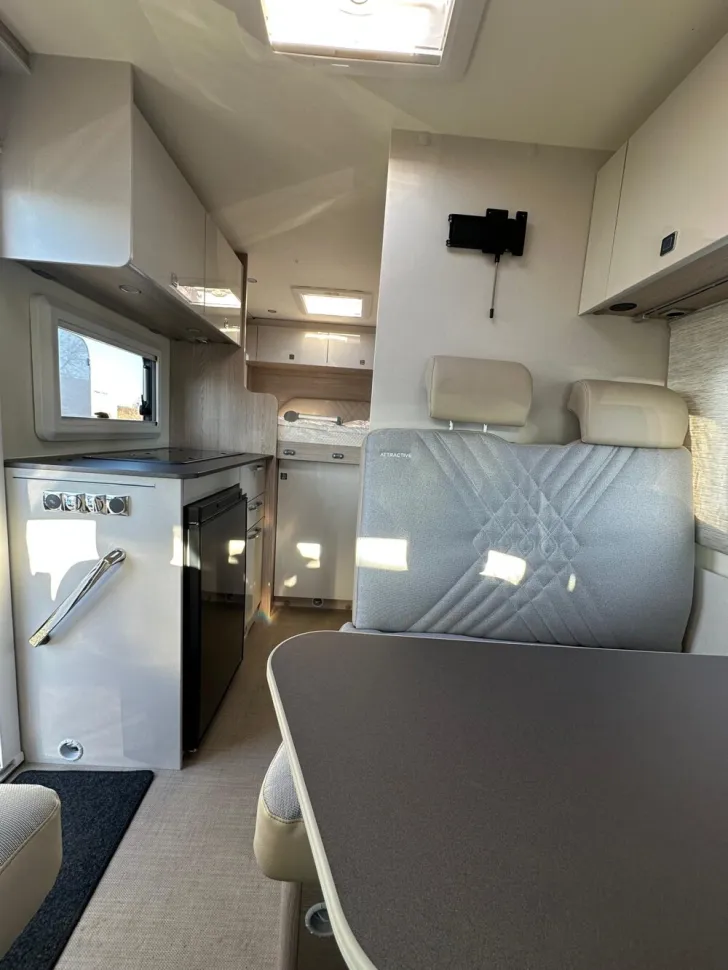 Fahrzeugbild Bürstner Lineo T 590 G #15