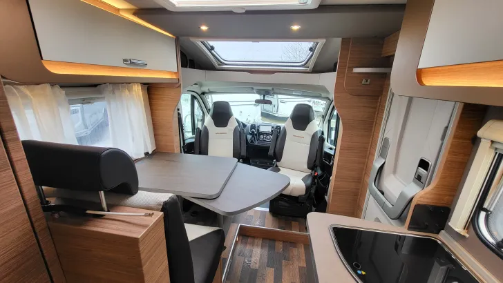 Fahrzeugbild Weinsberg CaraCompact 600 MF EDITION [PEPPER] #9