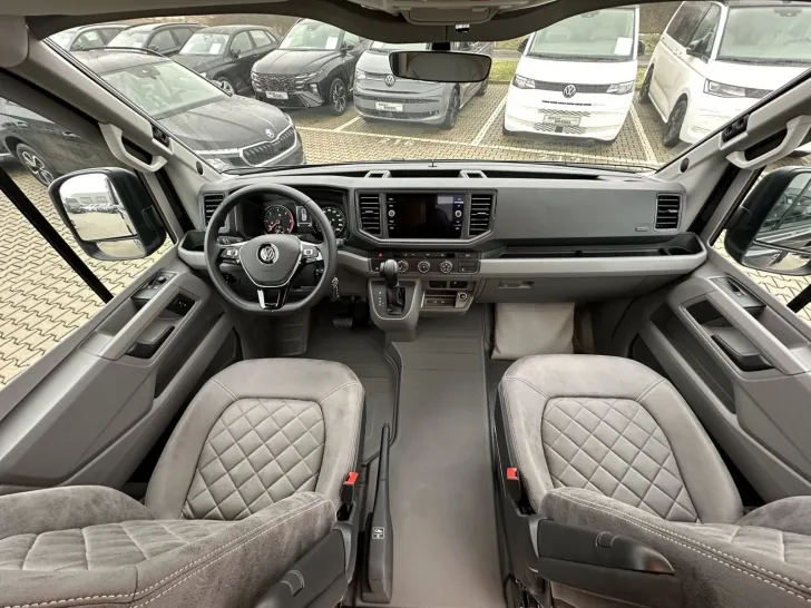 Fahrzeugbild Megamobil Mega Lounge 600 S 4x4 Truma 6 D+E Markise AHK Navi RFK #16