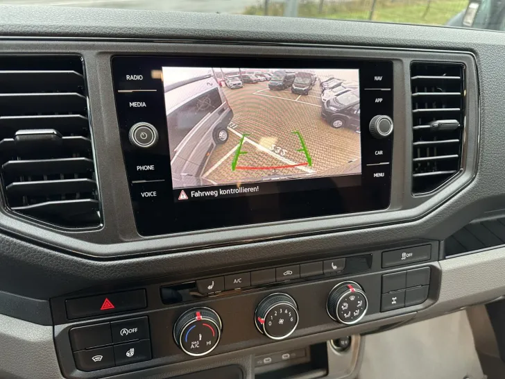 Fahrzeugbild Megamobil Mega Lounge 600 S 4x4 Truma 6 D+E Markise AHK Navi RFK #19