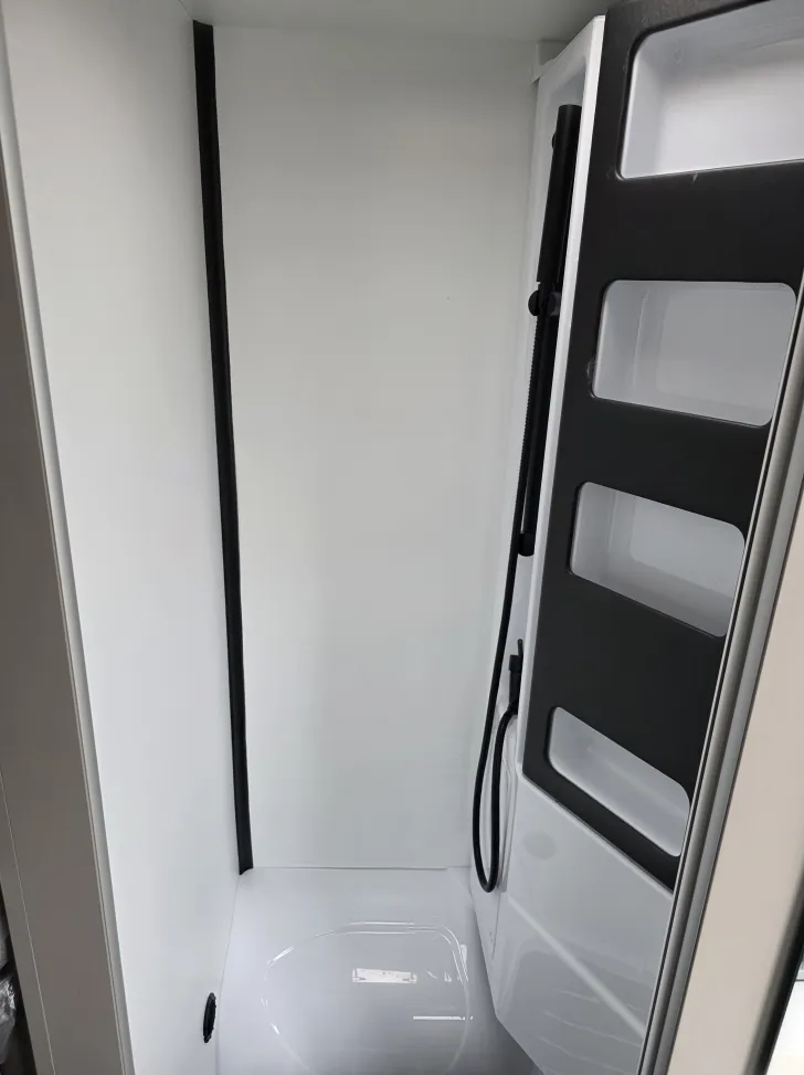 Fahrzeugbild Benimar YRTEO Y861 PLUS NORTHAUTOKAPP MARKISE #13