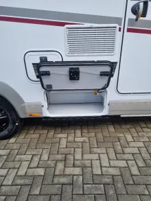 Fahrzeugbild Carthago chic c-line I 4.9 LE #7