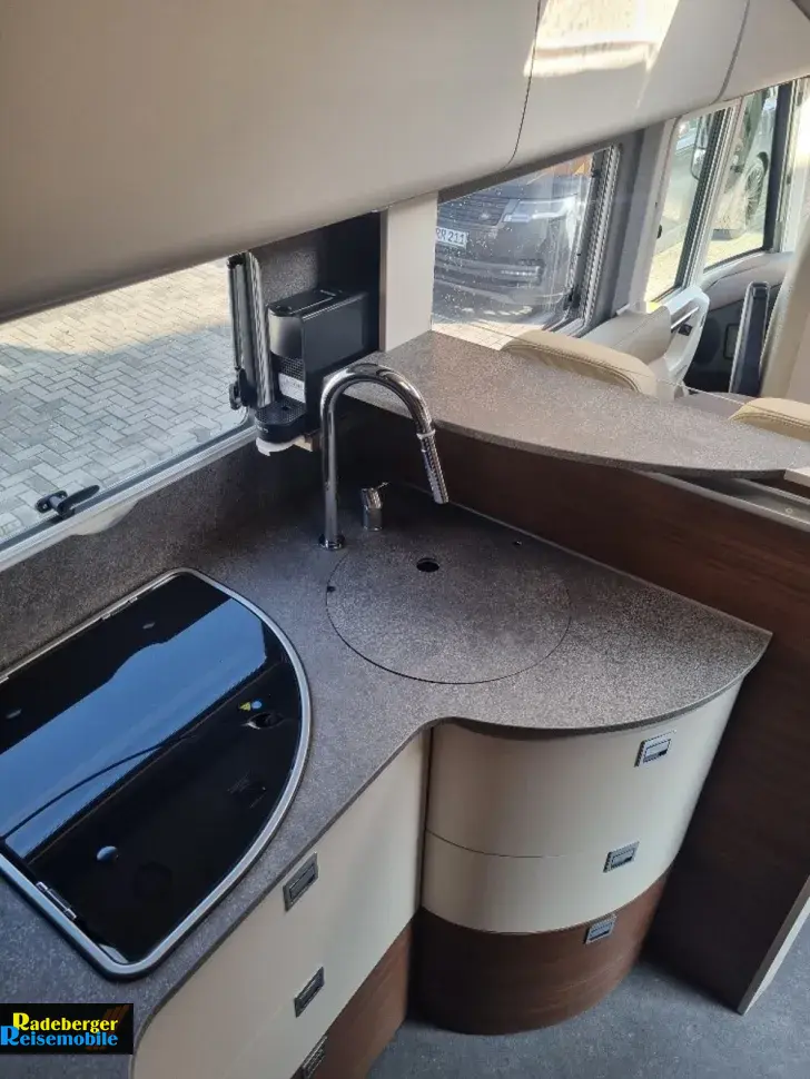Fahrzeugbild Carthago chic c-line I 4.9 LE #15