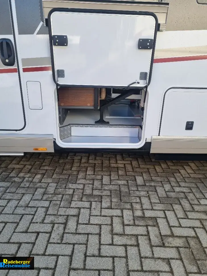 Fahrzeugbild Carthago chic c-line I 4.9 LE #24
