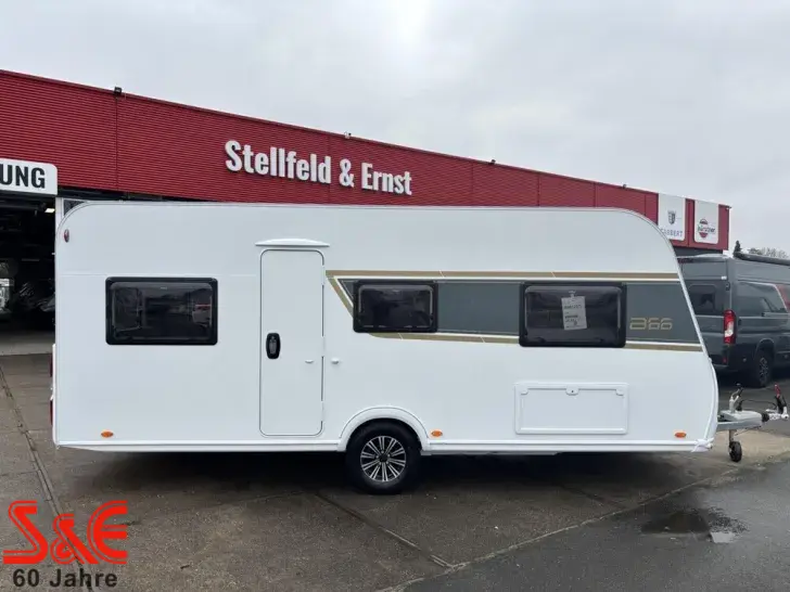 Fahrzeugbild Bürstner B66 520 TL Plus #1