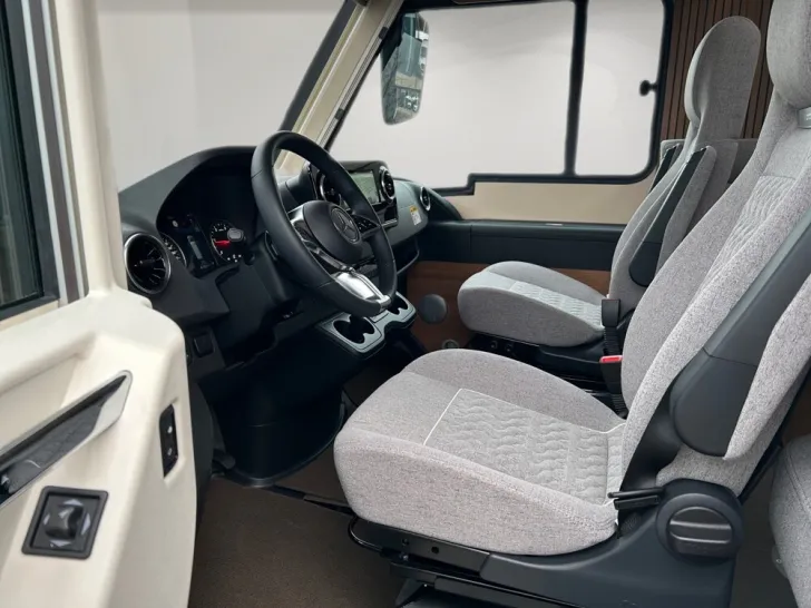 Fahrzeugbild Carthago C2-tourer I 147 RB LE L comfort #7