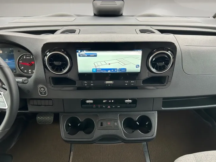 Fahrzeugbild Carthago C2-tourer I 147 RB LE L comfort #9