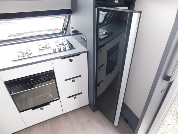 Fahrzeugbild Hobby Maxia 660 WQM Modell 2026 ALDE, Backofen, 2,5T #11