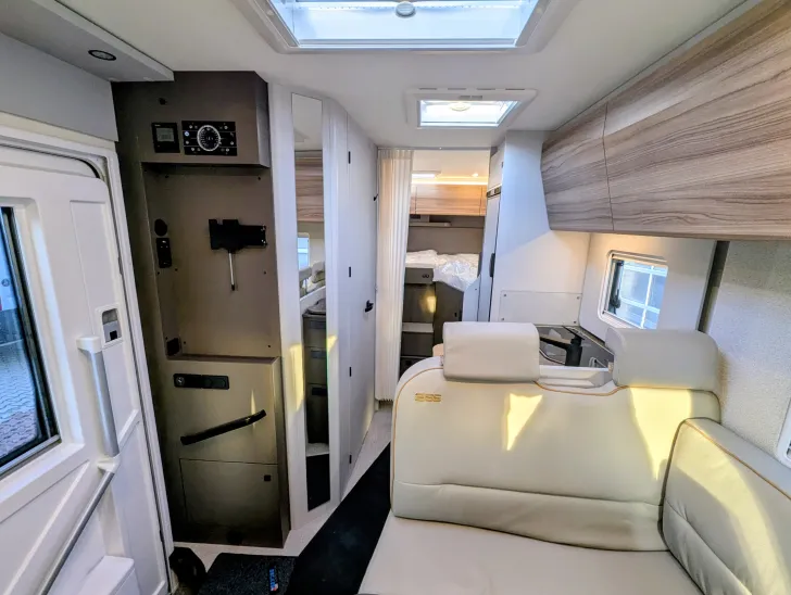 Fahrzeugbild Bürstner B66 690 TD #7