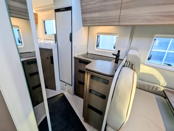 Fahrzeugbild Bürstner B66 690 TD #9