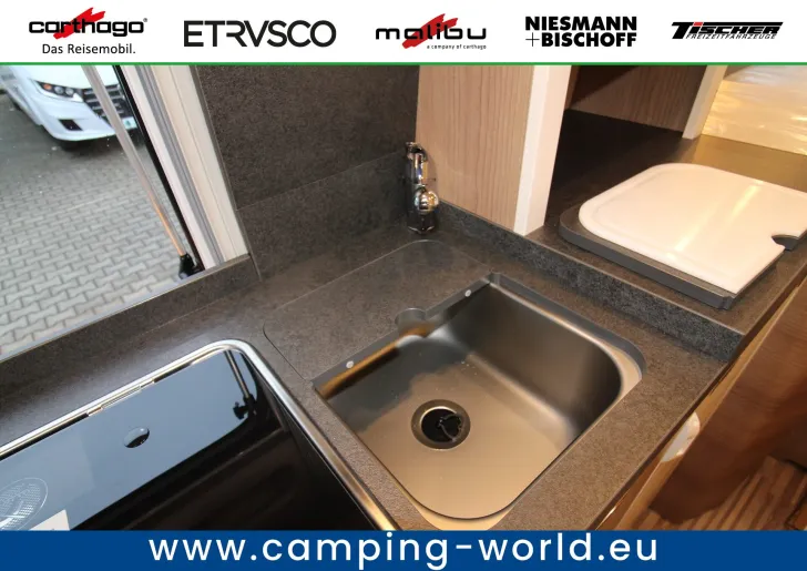 Fahrzeugbild Malibu Van First Class - Two Rooms 640 LE RB #32