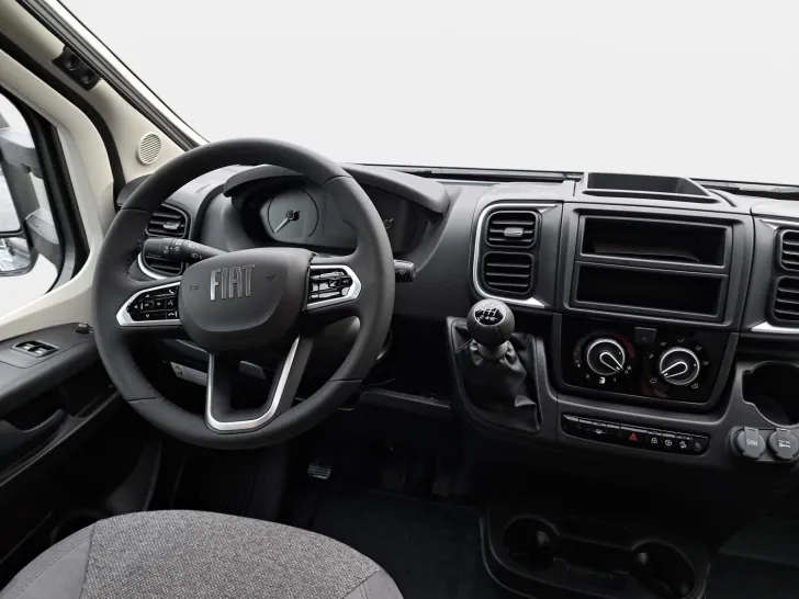 Fahrzeugbild Carado T 459 Pro+ Solar, TV, LTE, 3. Bett #9