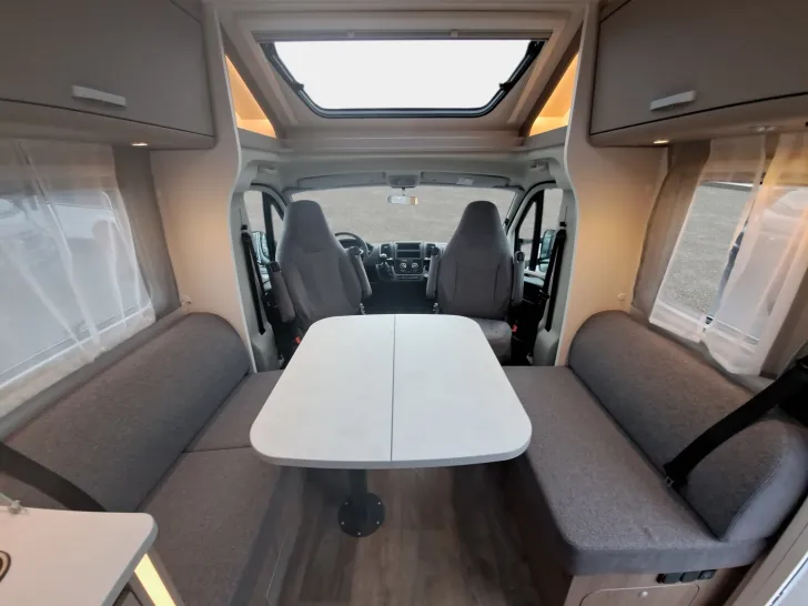 Fahrzeugbild Carado T 459 Pro+ Solar, TV, LTE, 3. Bett #11