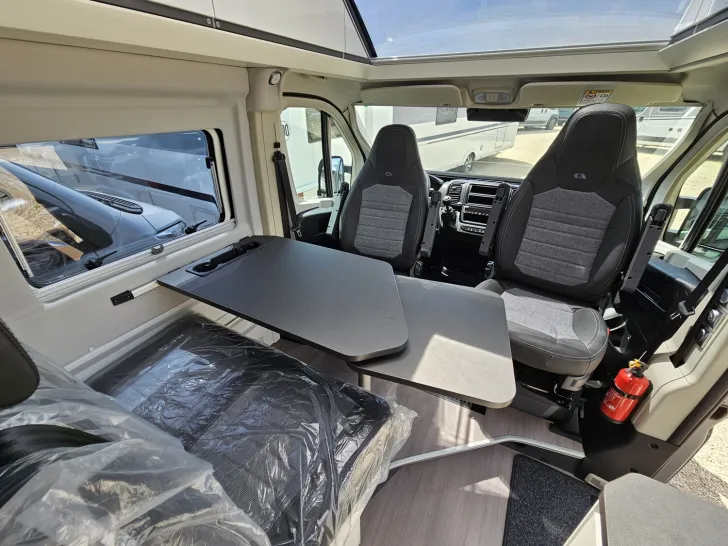 Fahrzeugbild Adria Twin Supreme 640 SLB AHK|200Ah-B|Solar|SafetyPak #8