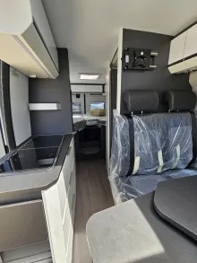 Fahrzeugbild Adria Twin Supreme 640 SLB AHK|200Ah-B|Solar|SafetyPak #19