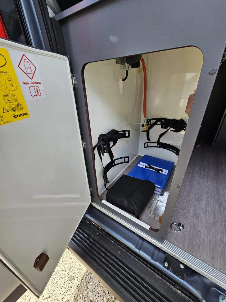 Fahrzeugbild Adria Twin Supreme 640 SLB AHK|200Ah-B|Solar|SafetyPak #22