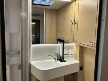 Fahrzeugbild Hymer B-MC 550-T / BMC550T / 3.Schlafplatz / GFK Dach #10