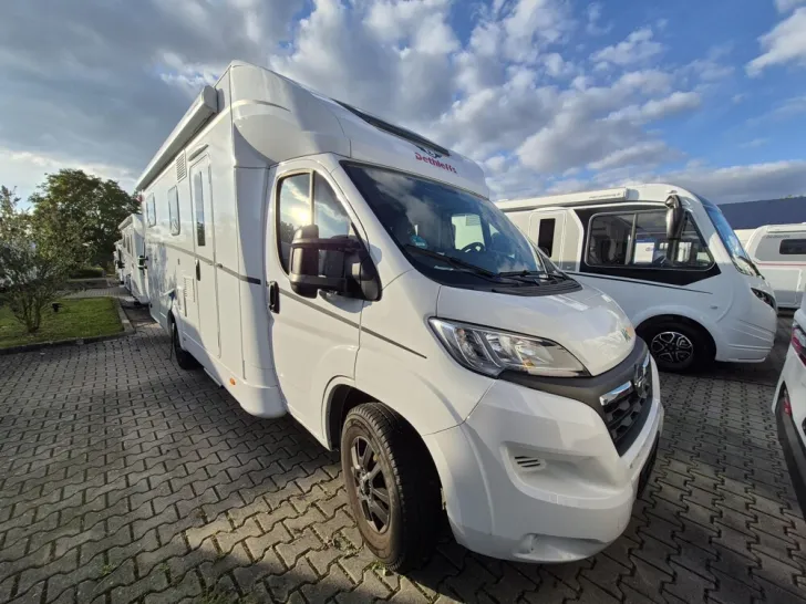 Fahrzeugbild Dethleffs Just Camp T 7052 EB #1