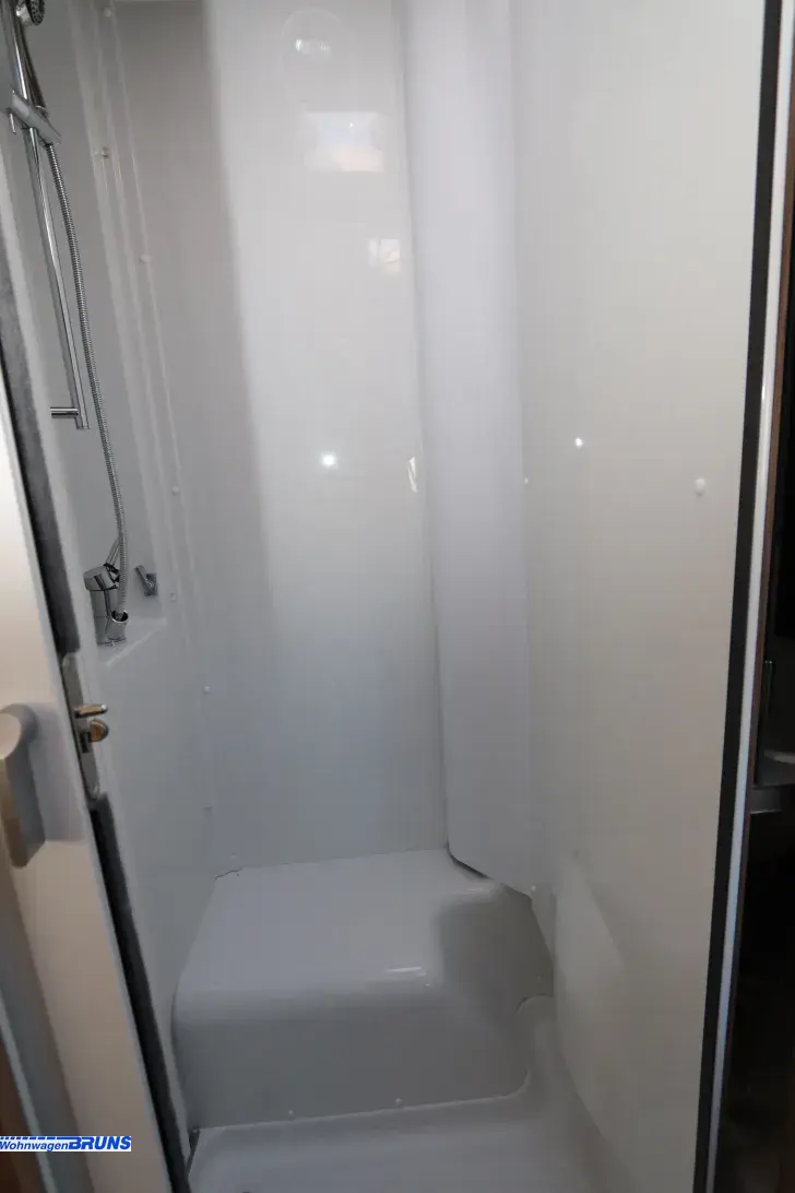 Fahrzeugbild Knaus L!VE TI 650 MEG *** Abverkauf bis Ende Mai #15