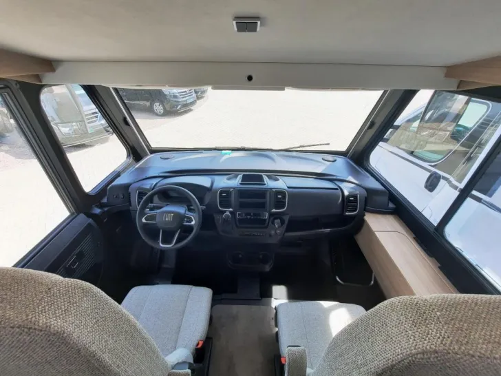 Fahrzeugbild Dethleffs Alpa I 7820-2 Verfüg. /Sparen Sie 36.343,- € #17