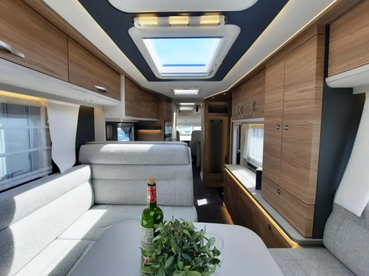 Fahrzeugbild Dethleffs Alpa I 7820-2 Verfüg. /Sparen Sie 36.343,- € #4