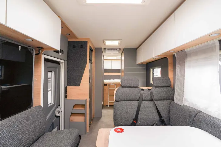 Fahrzeugbild Dethleffs XL A 7872-2 *FAMILIEN-LUXUS* #6