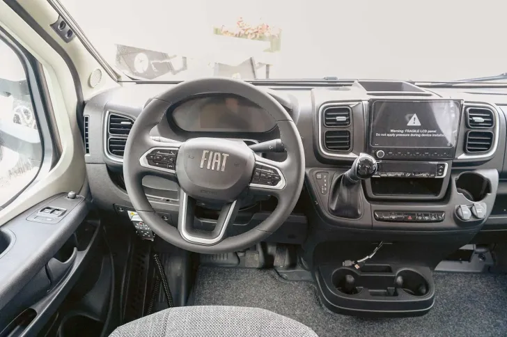 Fahrzeugbild Dethleffs XL A 7872-2 *FAMILIEN-LUXUS* #8