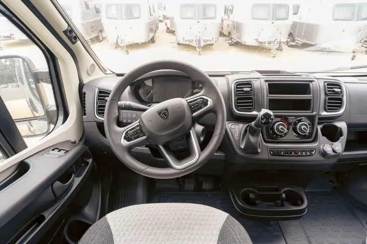 Fahrzeugbild Crosscamp ADVTR 6.0 DF Peugeot ***RABATT: 2.039,00 EURO*** #9