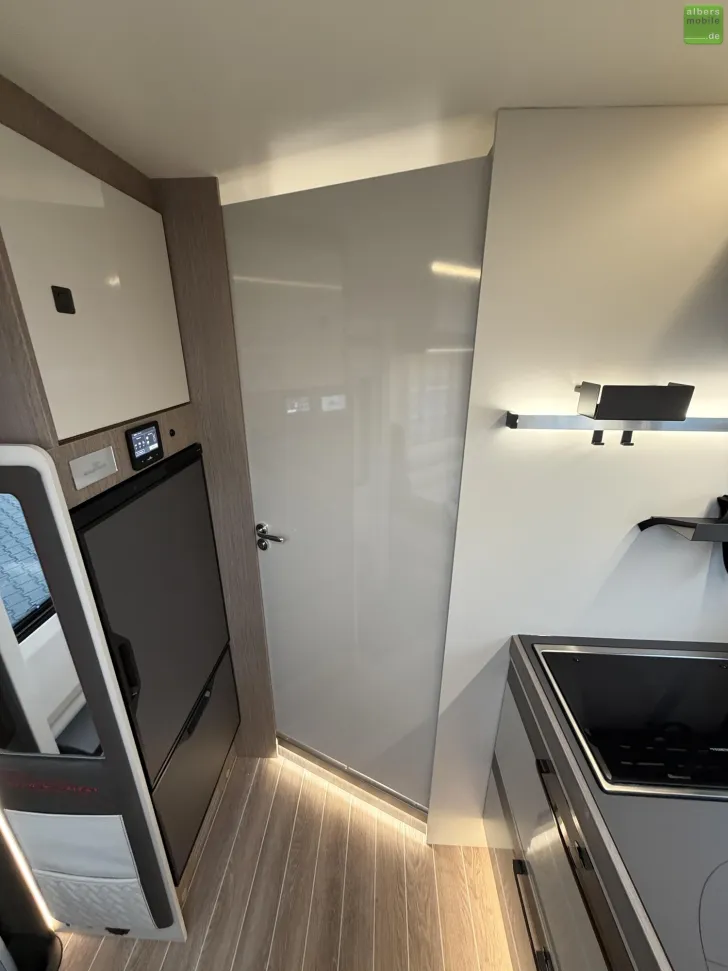 Fahrzeugbild Roller Team Zefiro Power Edition 287 P 400W Solar 2xLithium #18