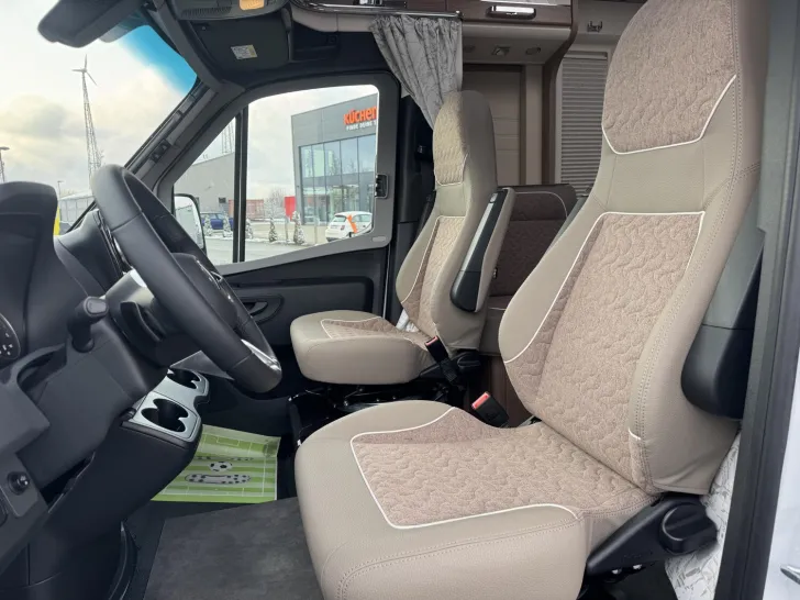 Fahrzeugbild Malibu T Edition+ 490 RB LE comfort #8