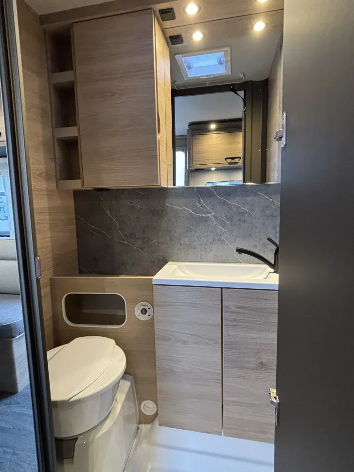 Fahrzeugbild Weinsberg CaraOne 480 EU EDITION [HOT] Modell 2026 #12