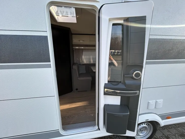 Fahrzeugbild Hobby Excellent 460 SL #6