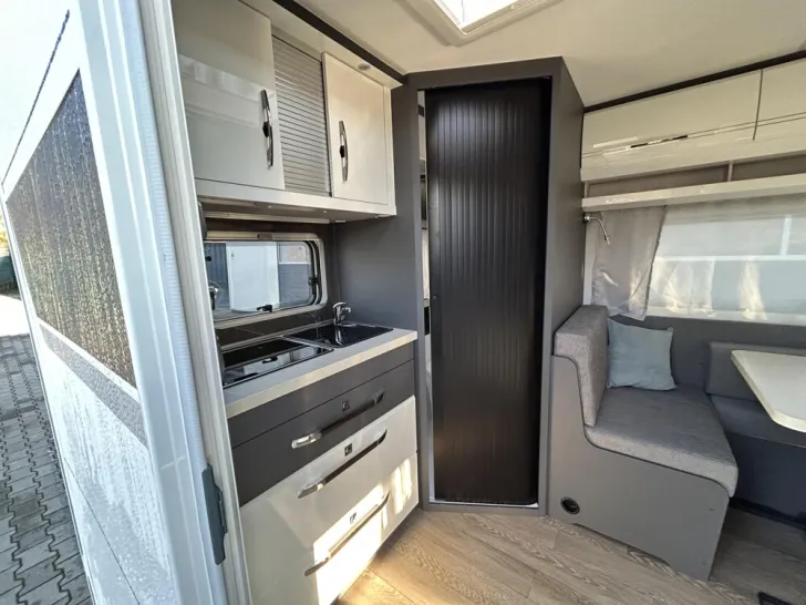 Fahrzeugbild Hobby Excellent 460 SL #7