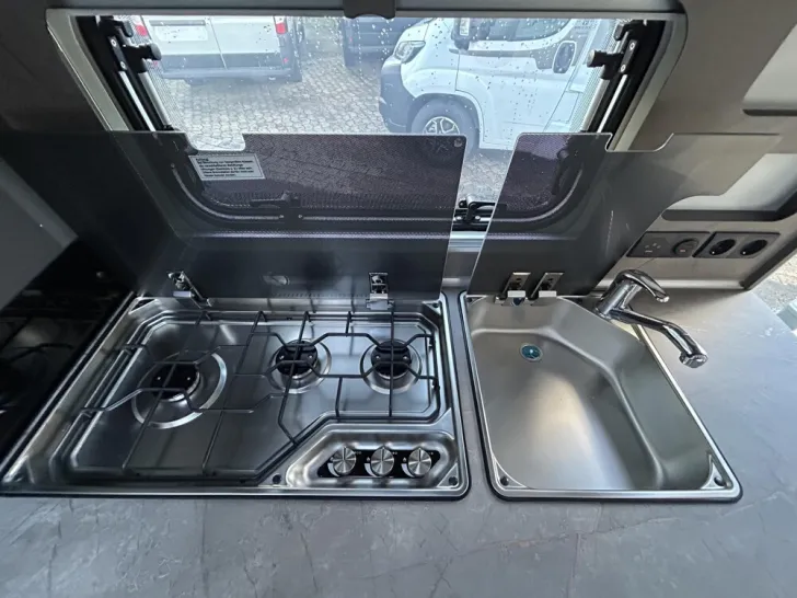 Fahrzeugbild Hobby De Luxe 540 KMFe #17