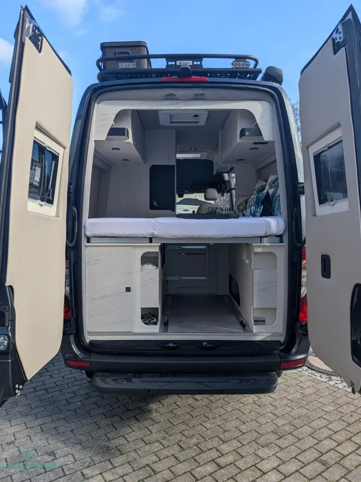 Fahrzeugbild Robeta Adonis 4x4 *Unikat* 4x4 Vorführfahrzeug #7