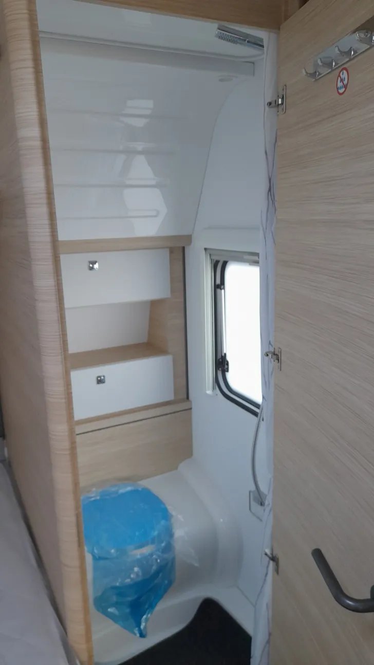 Fahrzeugbild Fendt Apero 495 SFB 2000KG,ShowerPaket;Multidose #9