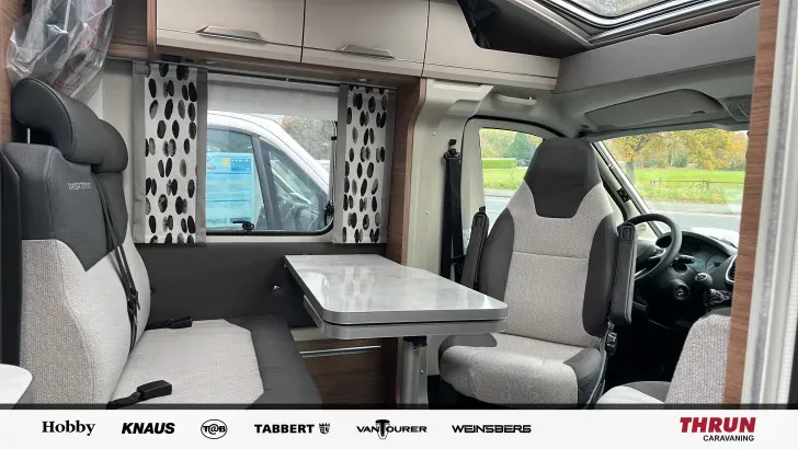 Sitzgruppe Knaus Van TI 650 MEG VANSATION TV*Abstandstempomat