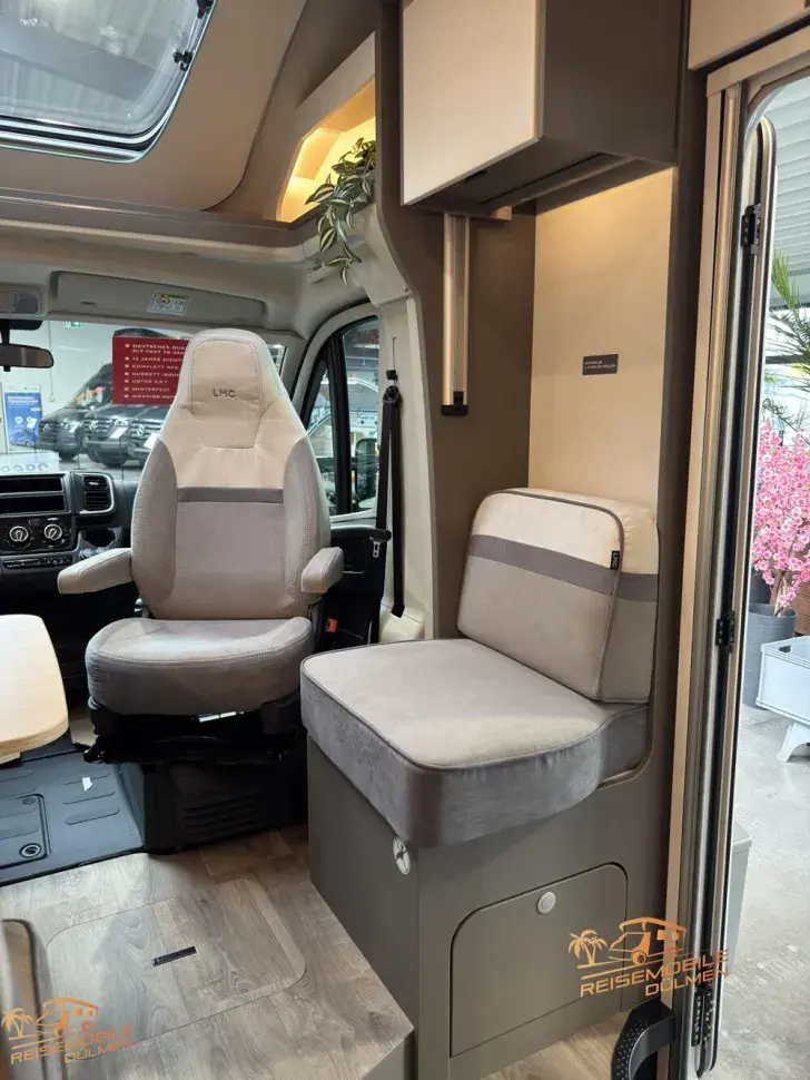 Fahrzeugbild LMC Tourer Lift H 730 G #30