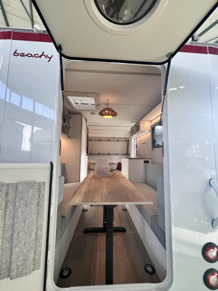 Fahrzeugbild Hobby Beachy 420+ - Modell 2026 #15