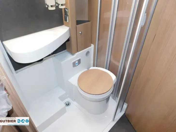 Fahrzeugbild Malibu I 441 LE Ein Hotelbett ist wie fremdgehen #21