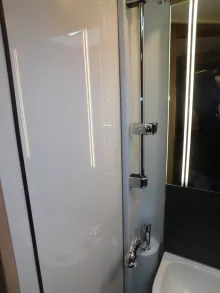 Fahrzeugbild Malibu I 441 LE Ein Hotelbett ist wie fremdgehen #23
