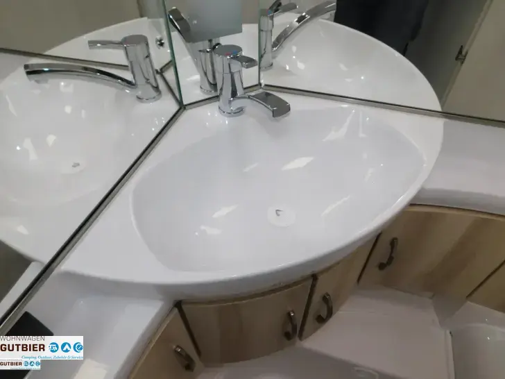 Fahrzeugbild Hobby De Luxe 495 UL #24