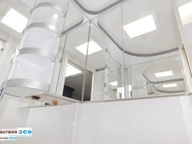 Fahrzeugbild Hobby De Luxe 495 UL #26