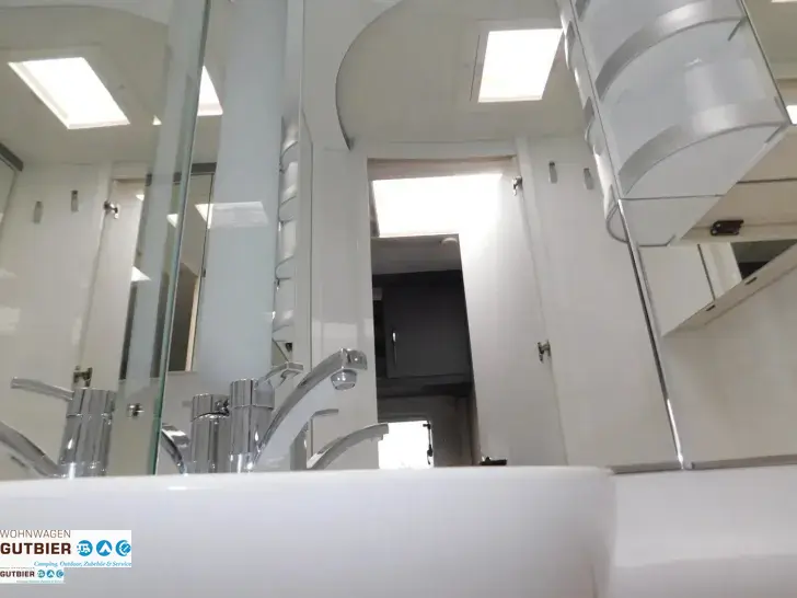 Fahrzeugbild Hobby De Luxe 495 UL #27