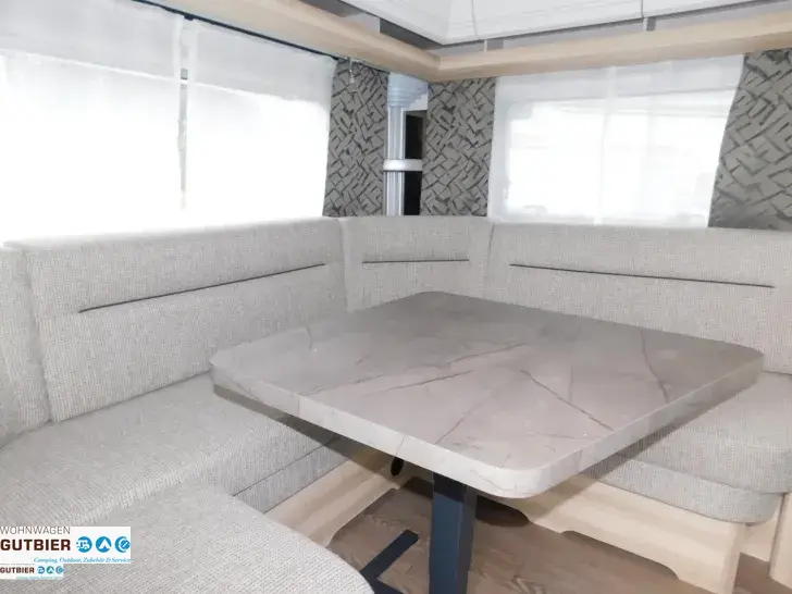 Fahrzeugbild Hobby De Luxe 495 UL #29