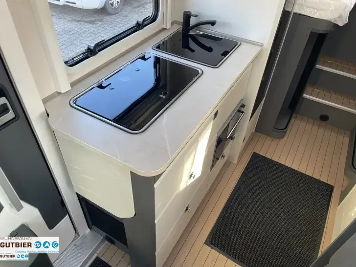 Fahrzeugbild Hobby Prestige T 710 GE #8